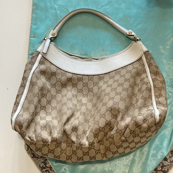 Gucci - Picture 2 of 8